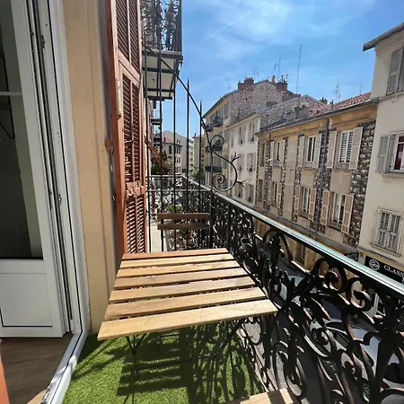 Liberation, Charming, Quiet 2-room With Balcony * Nice