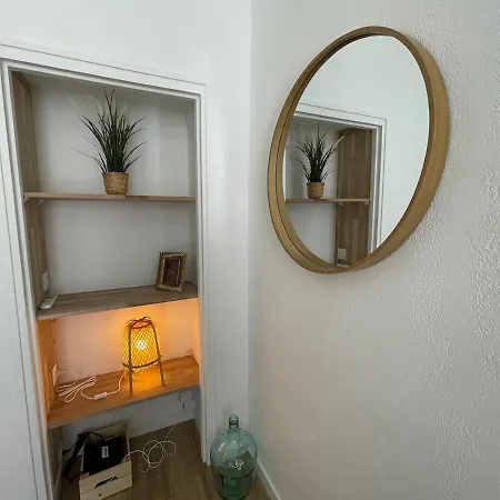 Liberation, Charming, Quiet 2-room With Balcony